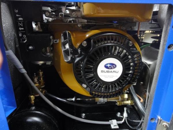 明治機械製作所 防音型エンジンコンプレッサ APE-25A 極上品をアップ