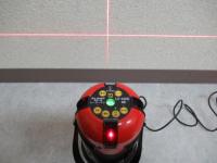 アックスブレーン　レーザー墨出し器　レーザーマン　LV-440E　屋内・屋外用　フルライン　電子整準　検査済